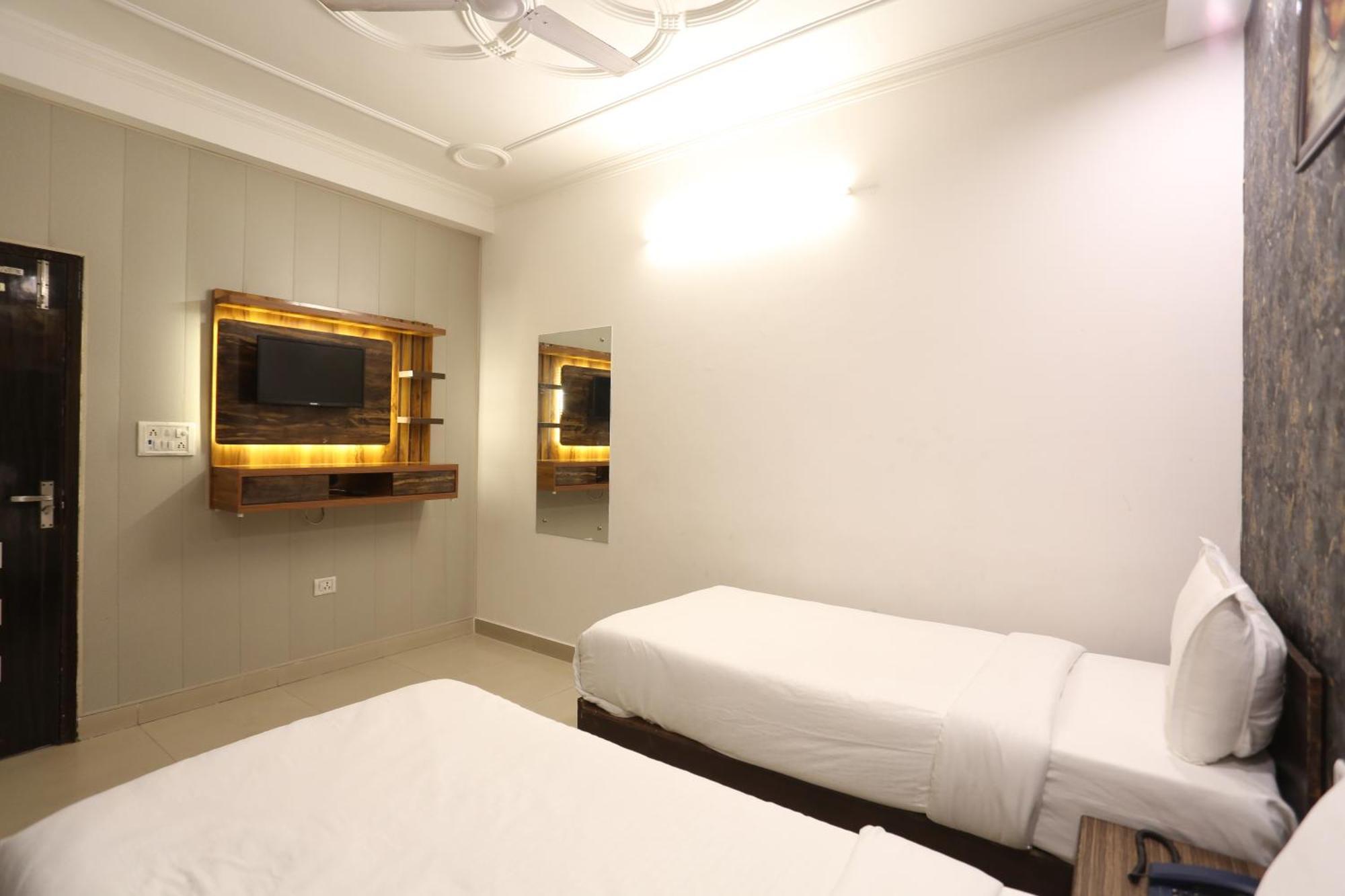 Backpackers - Ink Hotels Delhi Airport By Ss Group نيودلهي المظهر الخارجي الصورة