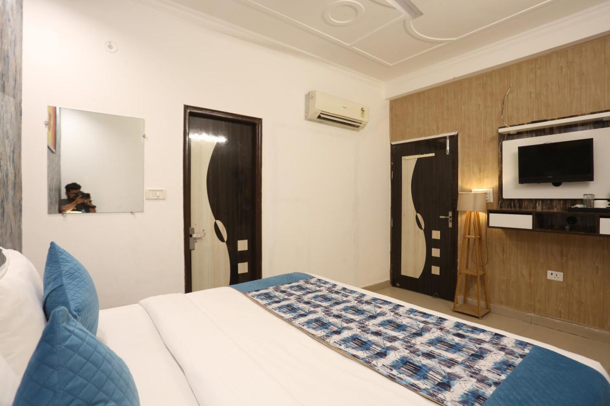 Backpackers - Ink Hotels Delhi Airport By Ss Group نيودلهي المظهر الخارجي الصورة