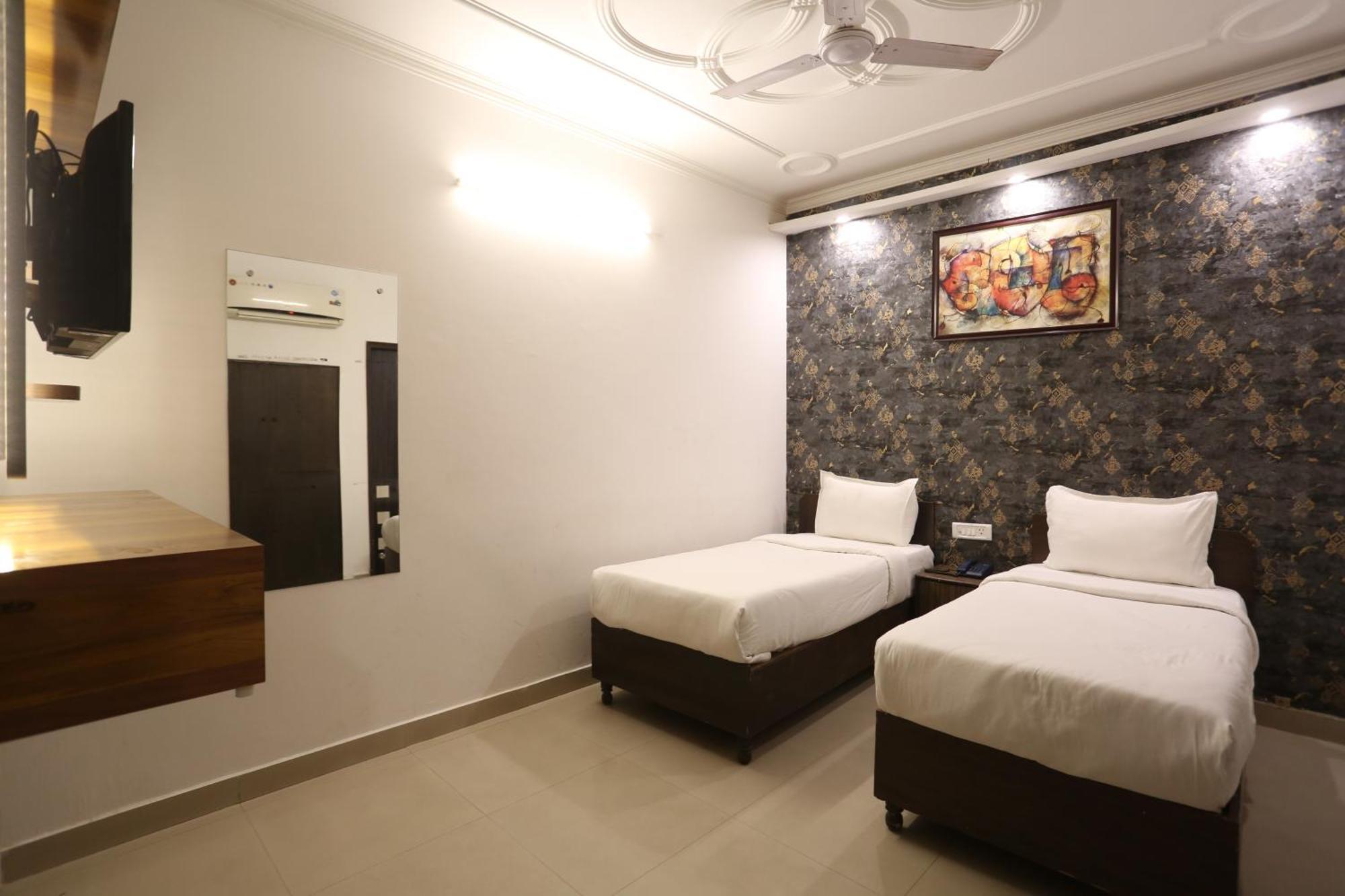 Backpackers - Ink Hotels Delhi Airport By Ss Group نيودلهي المظهر الخارجي الصورة